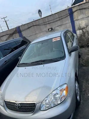 Toyota Corolla LE 2005 Silver