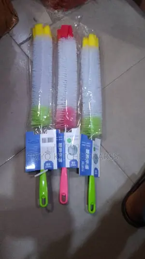 Water Bottle Brush
