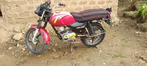 TVS HLX 125 2020 Red