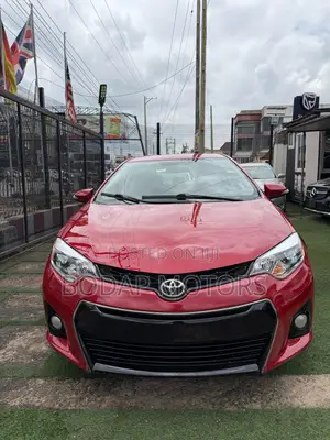 Toyota Corolla S 4dr Sedan (1.8L 4cyl CVT) 2015 Red