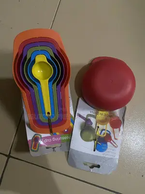 6 Pieces Kitchen Measuring Cups - Multicolour