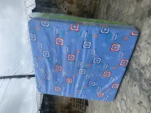6 by 6 ,4 and Half by 10 Inches Mouka Foam