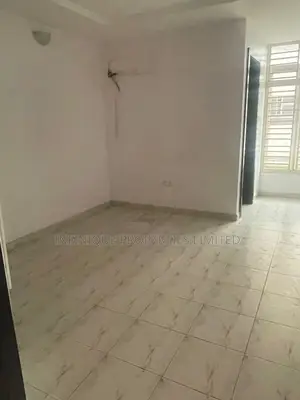 4bdrm Maisonette in Lekki for rent