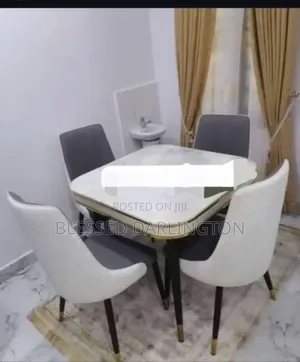 High Quality Standard Dining Set