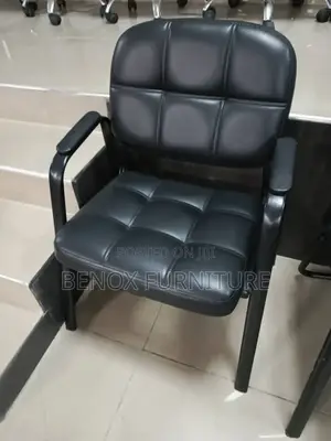 Leather Visitors Chair