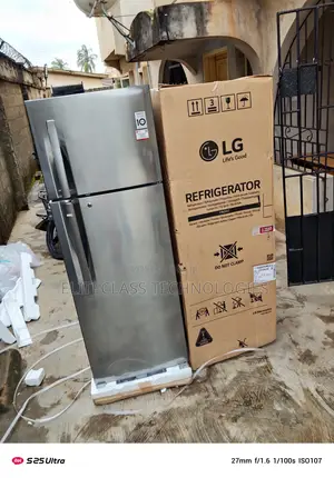Freshcool Lg 308 Liters Double Door Refrigerator(Ref322rlbn)