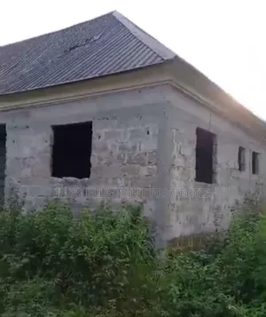 2bdrm Bungalow in Ugbokodo, Warri for sale