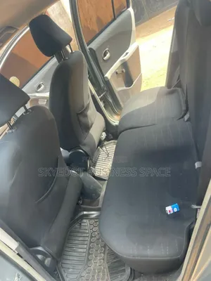 Toyota Yaris 2008 Silver