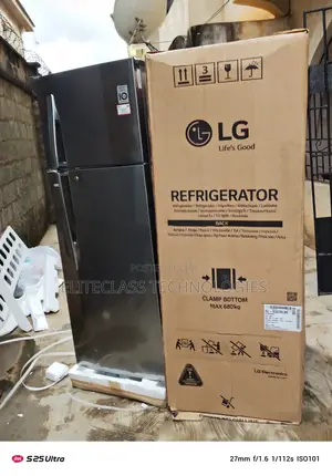 Icewavelg 308 Liters Double Door Refrigerator(Ref322rlbn)