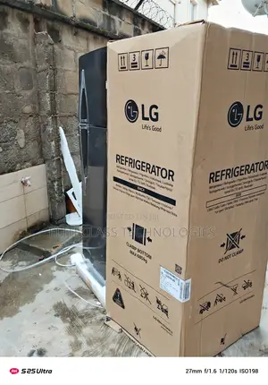 Iceflowlg 308 Liters Double Door Refrigerator(Ref322rlbn)