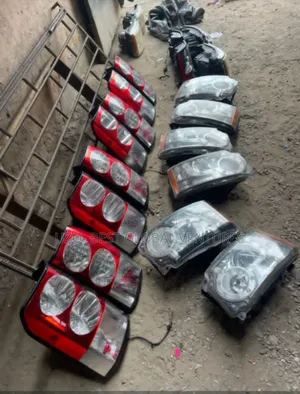 Full Lights and Rear Light Land Rover Lr4