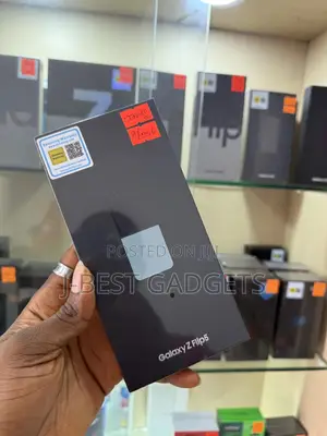 New Samsung Galaxy Z Flip5 256 GB Blue