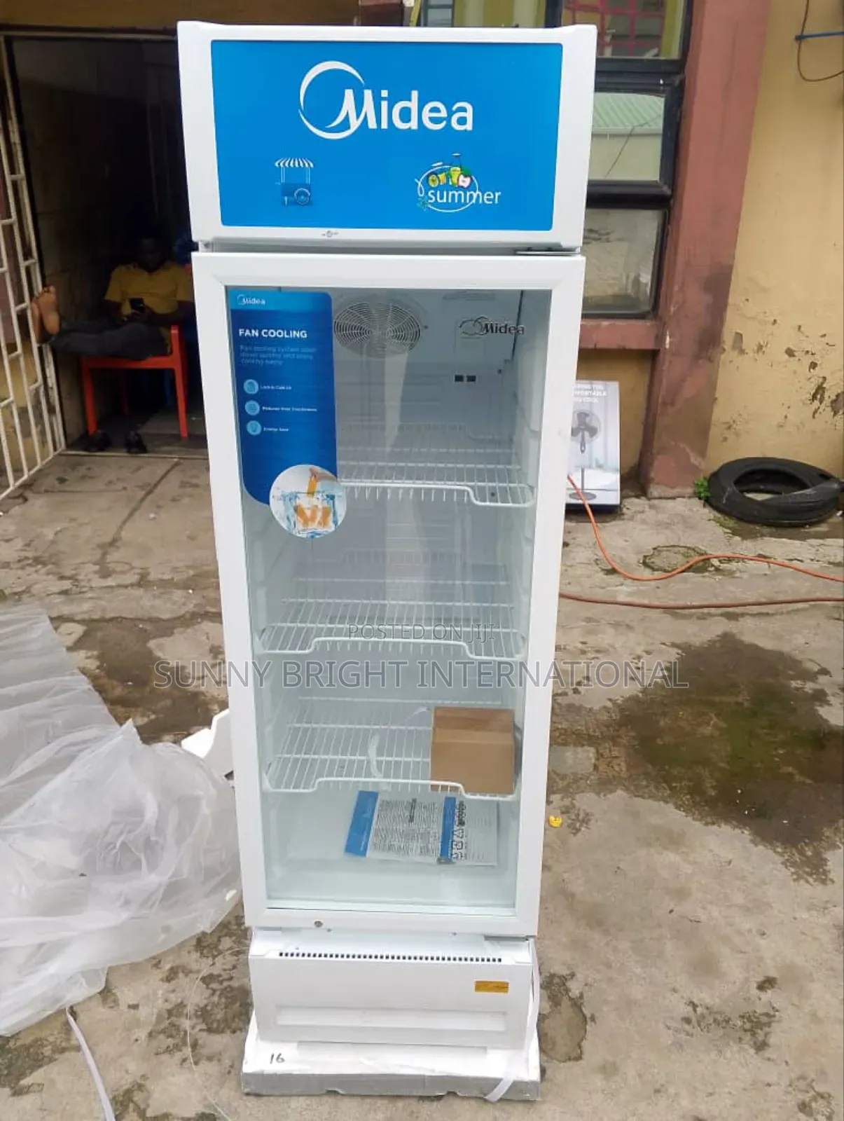 Midea Standing Showcase