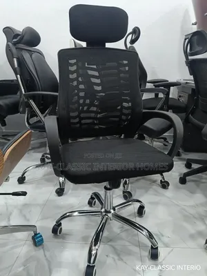 Reading 📖 Chair With Head Relax