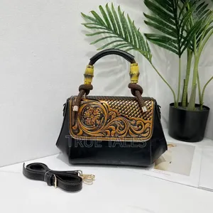 Genuine Leather Ladies Handbags Medium Size