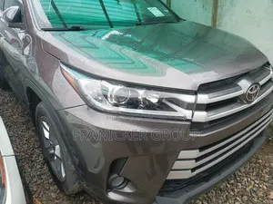 Toyota Highlander 2015 Brown