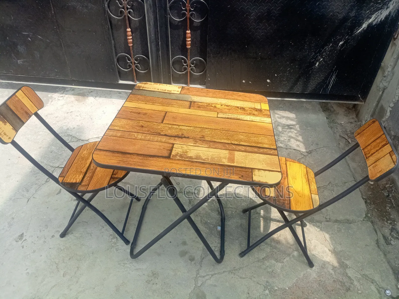 Quality Folding Table With 2 Chairs