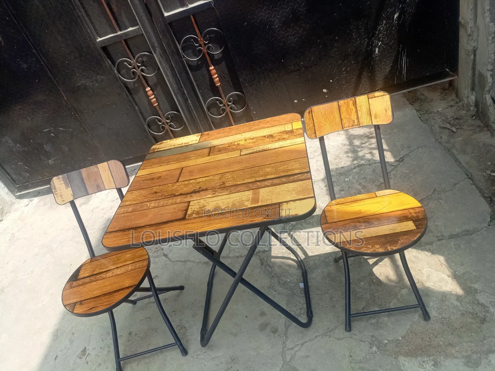 Quality Folding Table With 2 Chairs