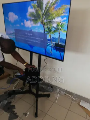 Moveable Television Stand 32 to 70inch
