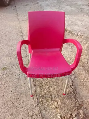 Plastic Chair With Armrest