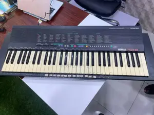 Uk Used Keyboard Yamaha Psr-18