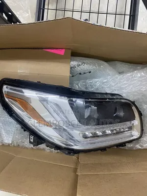 High Quality Certified Brand New Headlight Lincoln Navigator 018-2025
