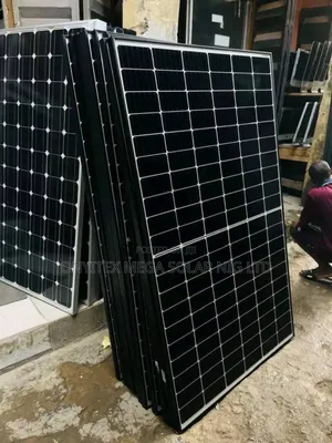 All Black 450watts Solar Panel