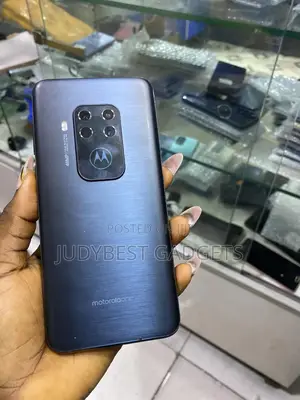 Motorola One Zoom 128 GB Black