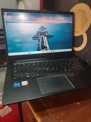 Laptop Toshiba Dynabook T552 8GB Intel Core I5 SSD 256GB