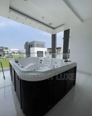 Outdoor/Indoor Massage Spa Jacuzzi Massage Bathtub Massage 4in1