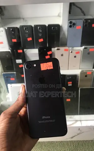 Apple iPhone 7 32 GB Black