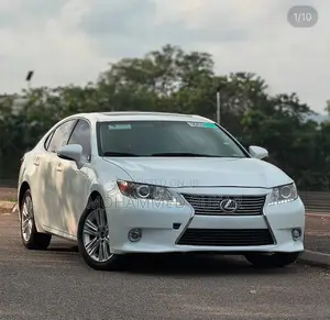 Lexus ES 2013 White