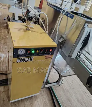 Steam Labeling Machine for Labels on Pet Bottles Steam Label Machine