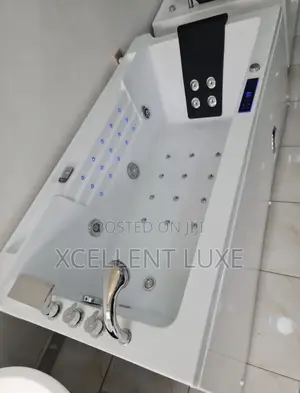 Single Jacuzzi Massage Bathtub Executive Standard