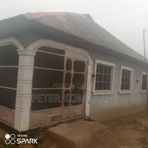 Furnished 3bdrm House in Sagamu for sale