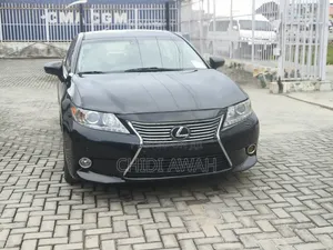 Lexus ES 2013 Black