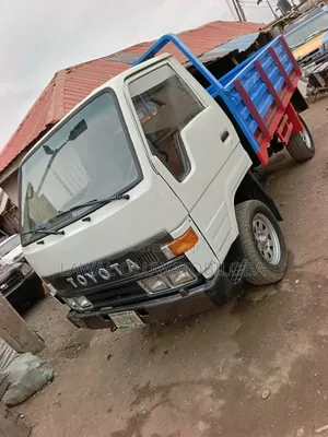 Toyota Dyna 150 Track First Body 3y Petrol Engine