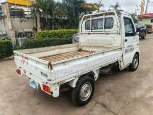 Suzuki DL 2009 White