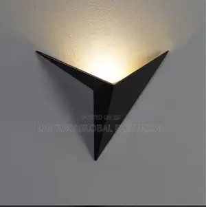 Cast Outdoor Wall Light