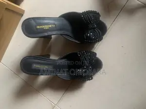 Fangkenneth F K Size 37 Fairly Used at Affordable Price