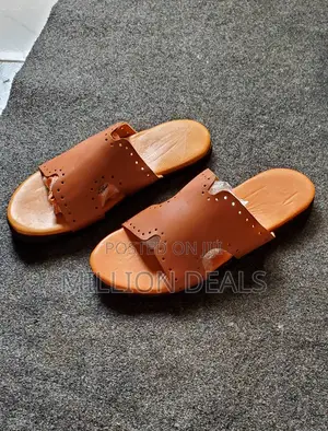 Brown Leather Stylish Men's Slippers 42