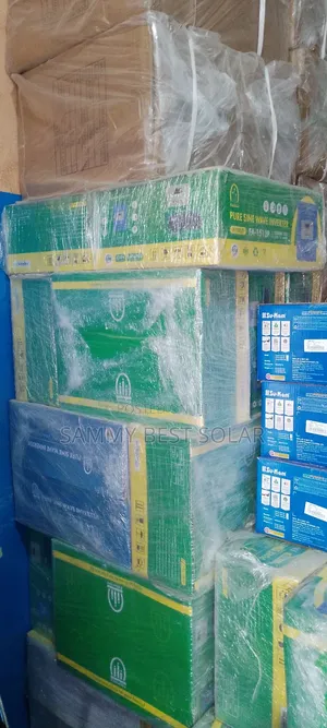 1.5kva 12v Famicarepower Hybrid Solar Inverter