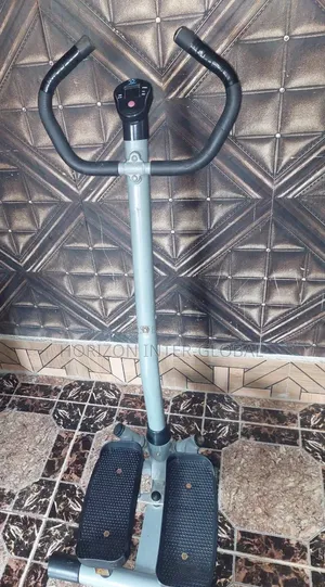 Confidence Mini Stepper With Handle