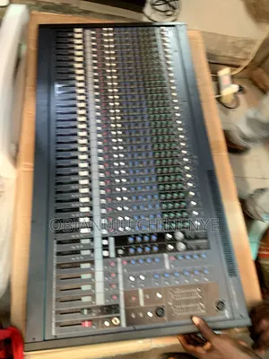 Yamaha Mg32 Mixer