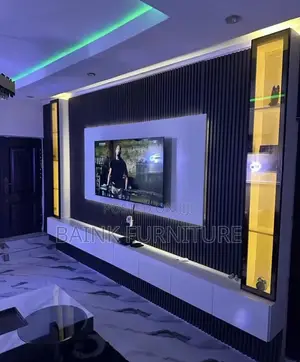 Nice Clouding Glass Tv Stand