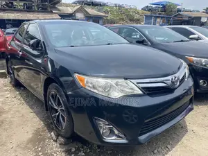 Toyota Camry 2012 Gray