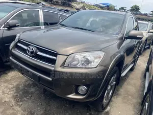 Toyota RAV4 2011 Gray