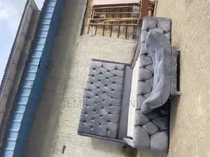 6x6 Upshotery Bedframe With Footrest