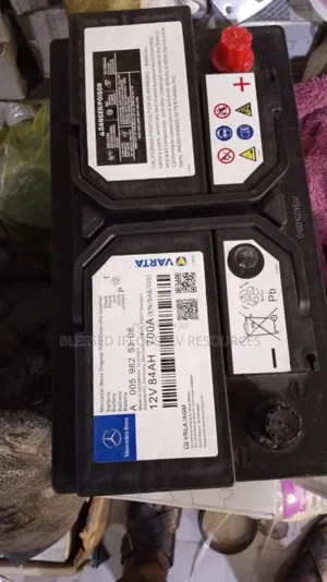 Mercedes Battery 12 .84ahm