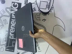Laptop Dell Latitude 5580 8GB Intel Core I5 SSD 256GB
